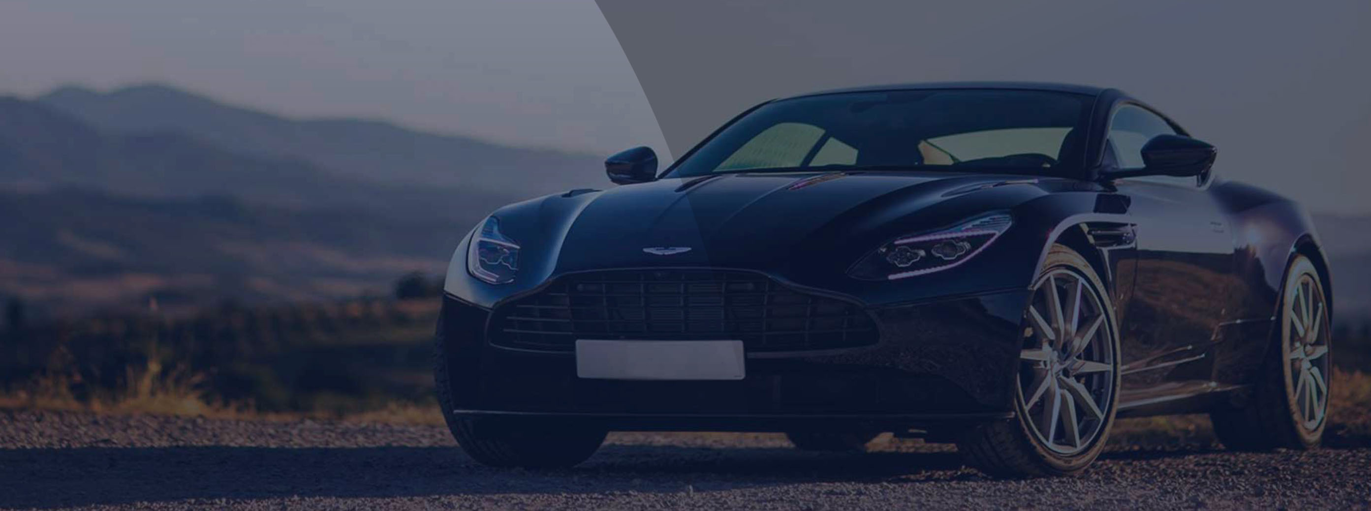 <span>Leasing de véhicules d'exception</span><br /><strong>Leader du leasing sur-mesure<br />de véhicules de luxe de seconde main<br /><br /><a class='btn-orange' href='https://cmsauto.com/tout-savoir-du-leasing-d-automobiles-haut-de-gamme-155'>Découvrez le leasing</a>  <a class='btn-blue' href='https://cmsauto.com/leasing'>Notre stock disponible</a></strong>